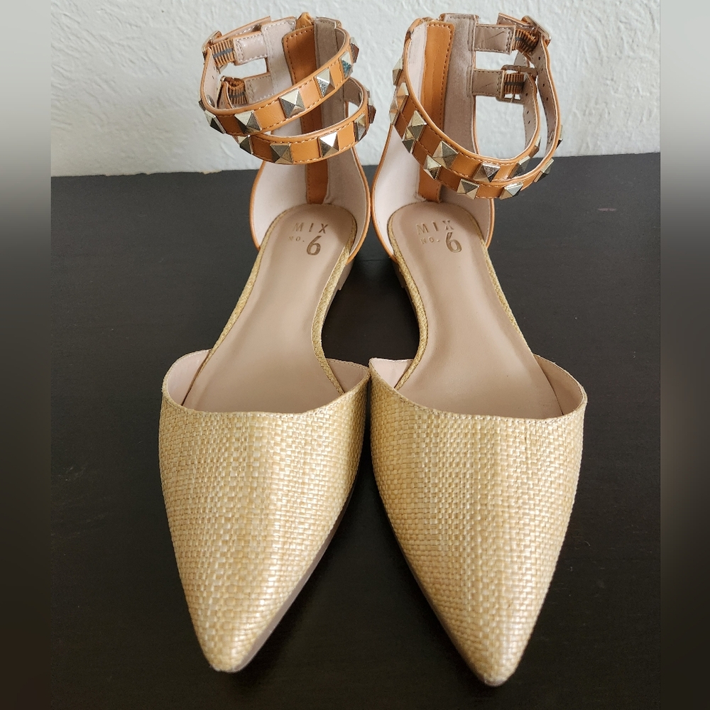 Mix No. 6 Esie Flat
